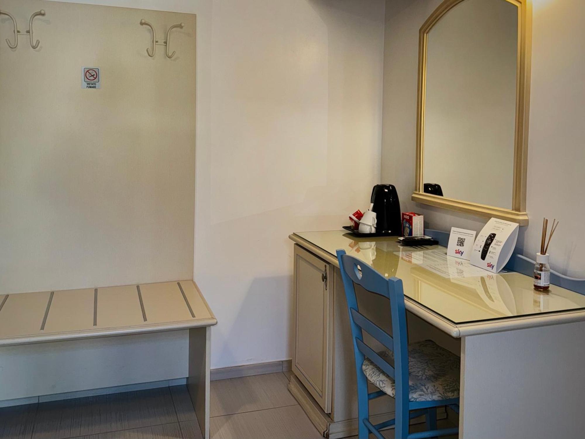 Baia Sangiorgio Hotel & Beach Club Bari Dış mekan fotoğraf