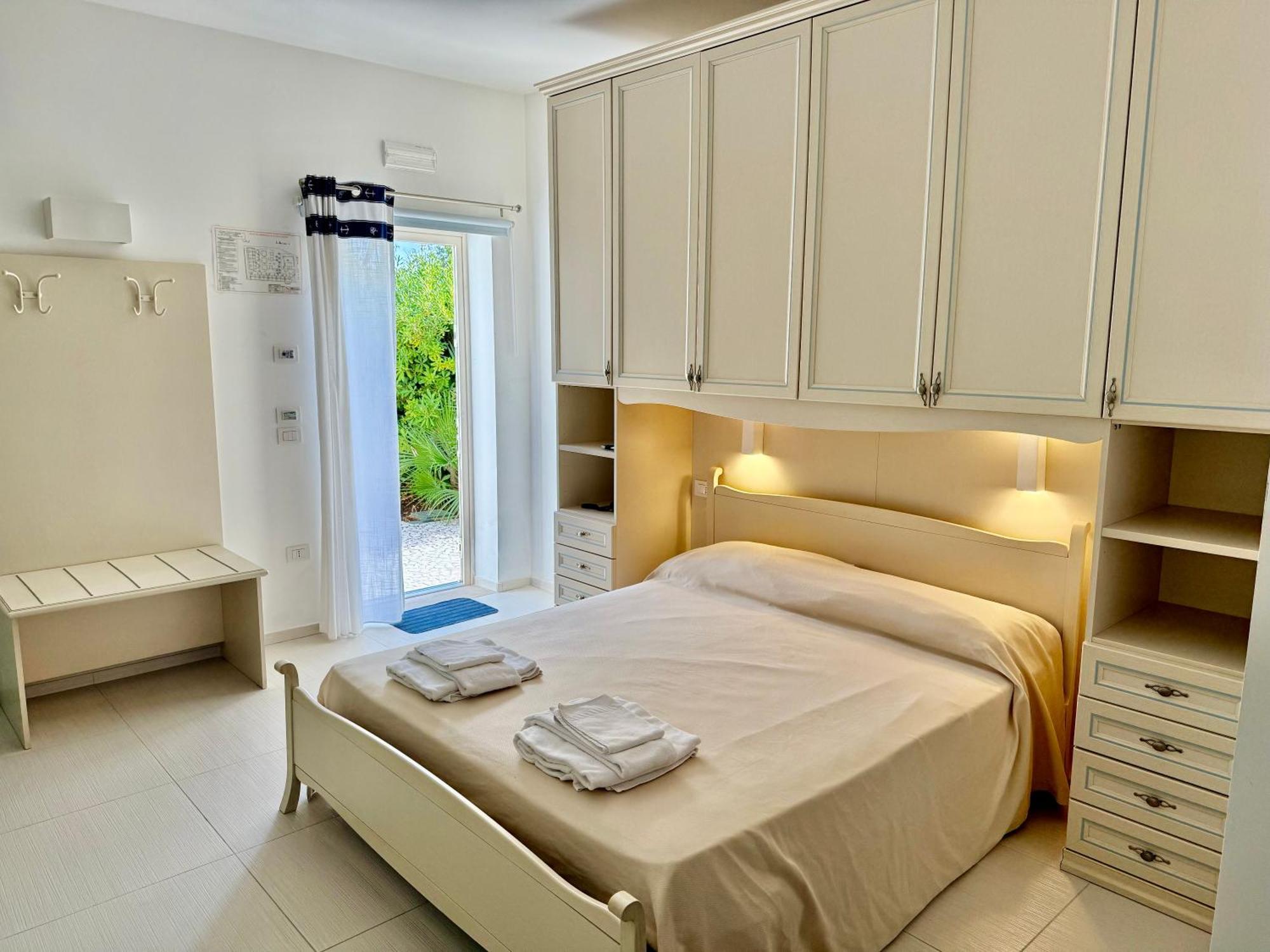 Baia Sangiorgio Hotel & Beach Club Bari Dış mekan fotoğraf